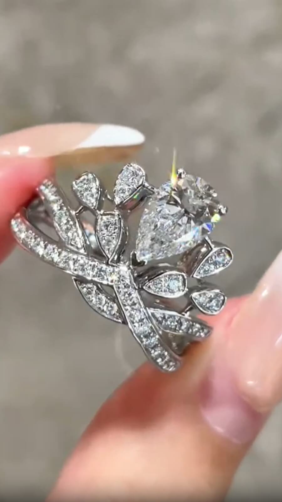1.00ct Lab-Grown Diamond Style-Wings| IGI Certified | PT950 Platinum