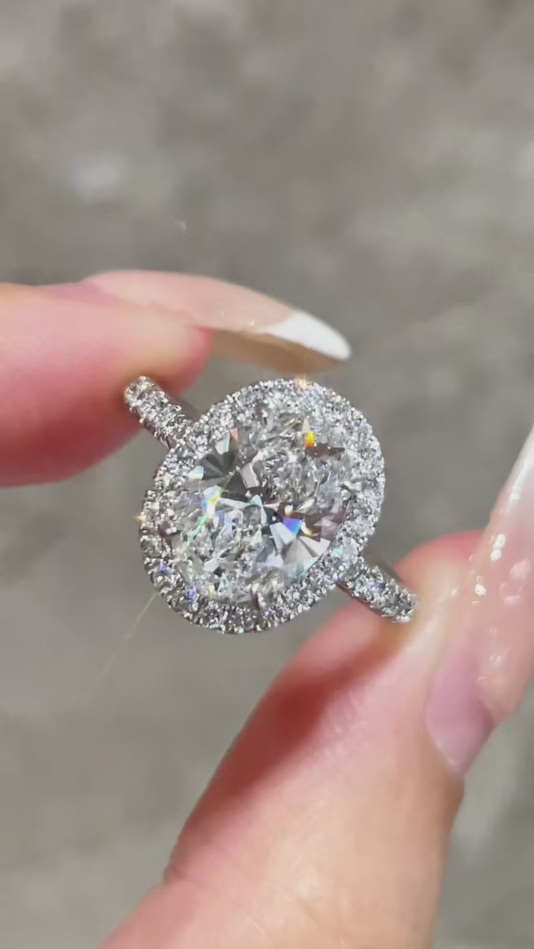 PT950 Platinum Lab-Grown Oval Diamond Ring| 2.02ct DE VS | IGI Certified | Limited-Time Offer