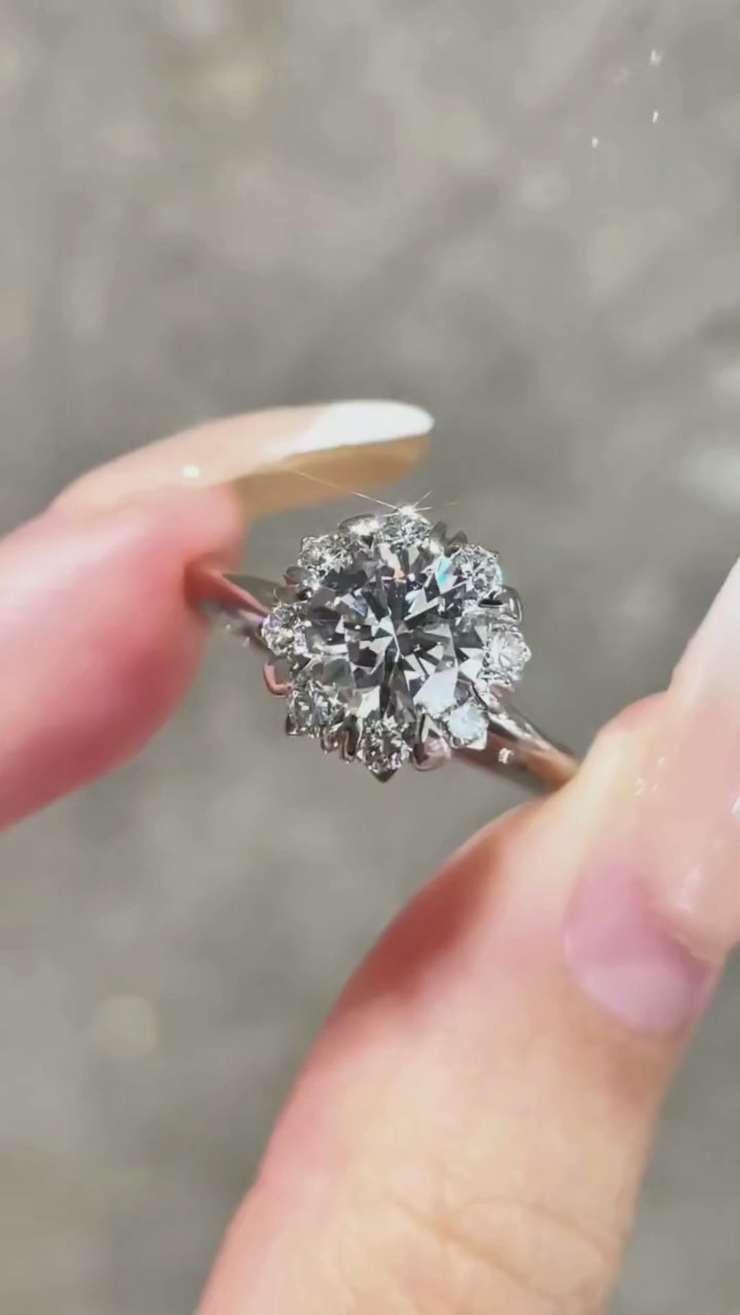1.00ct Lab-Grown Diamond Style-Bouquet-Inspired| IGI Certified | PT950 Platinum